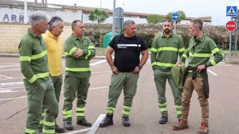 62 bomberos de Infoex se trasladan a Valencia para apoyar en la DANA.