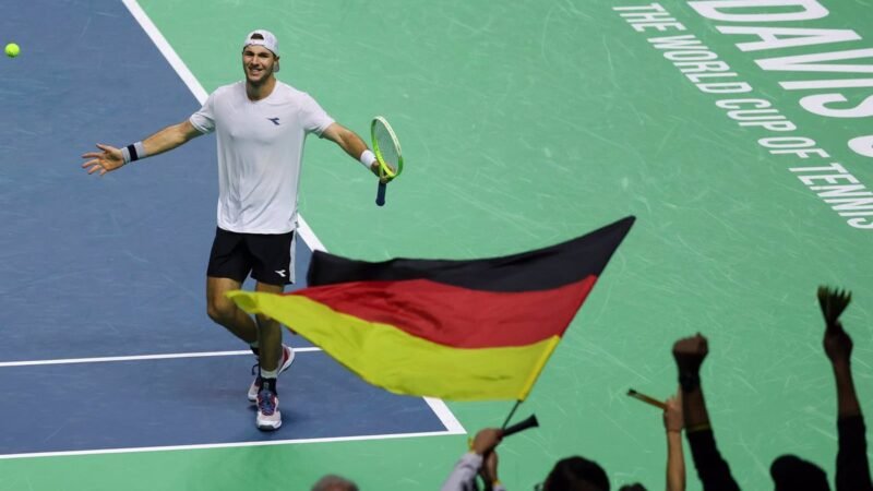 Alemania vence a Canadá y se enfrenta a Holanda en semifinales de la Copa Davis