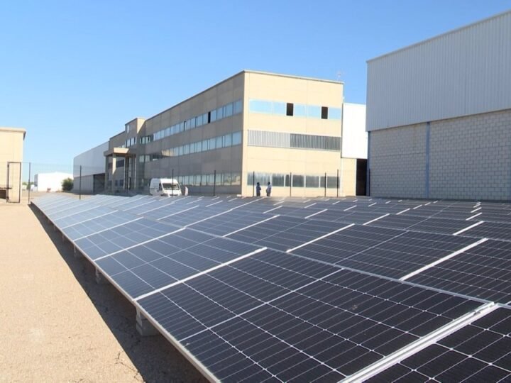 Ayudas aprobadas para instalación de paneles solares y almacenamiento