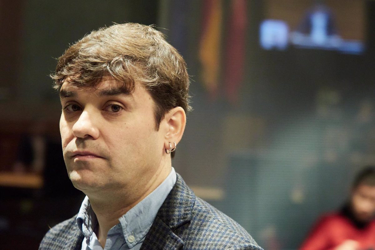 Azcona destaca la estabilidad del tripartito ante la falsa política.