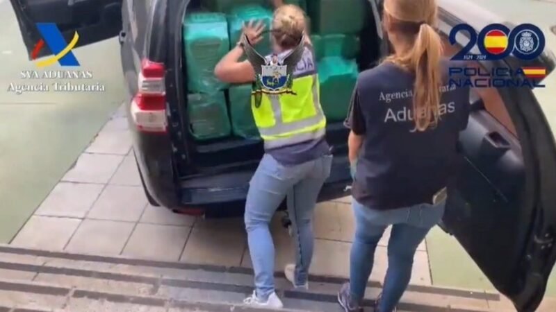 Dos participantes en Algeciras buscados por mayor alijo de cocaína en España.