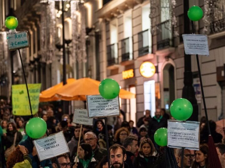 Educación y sindicatos discrepan en cifras de seguimiento de huelgas