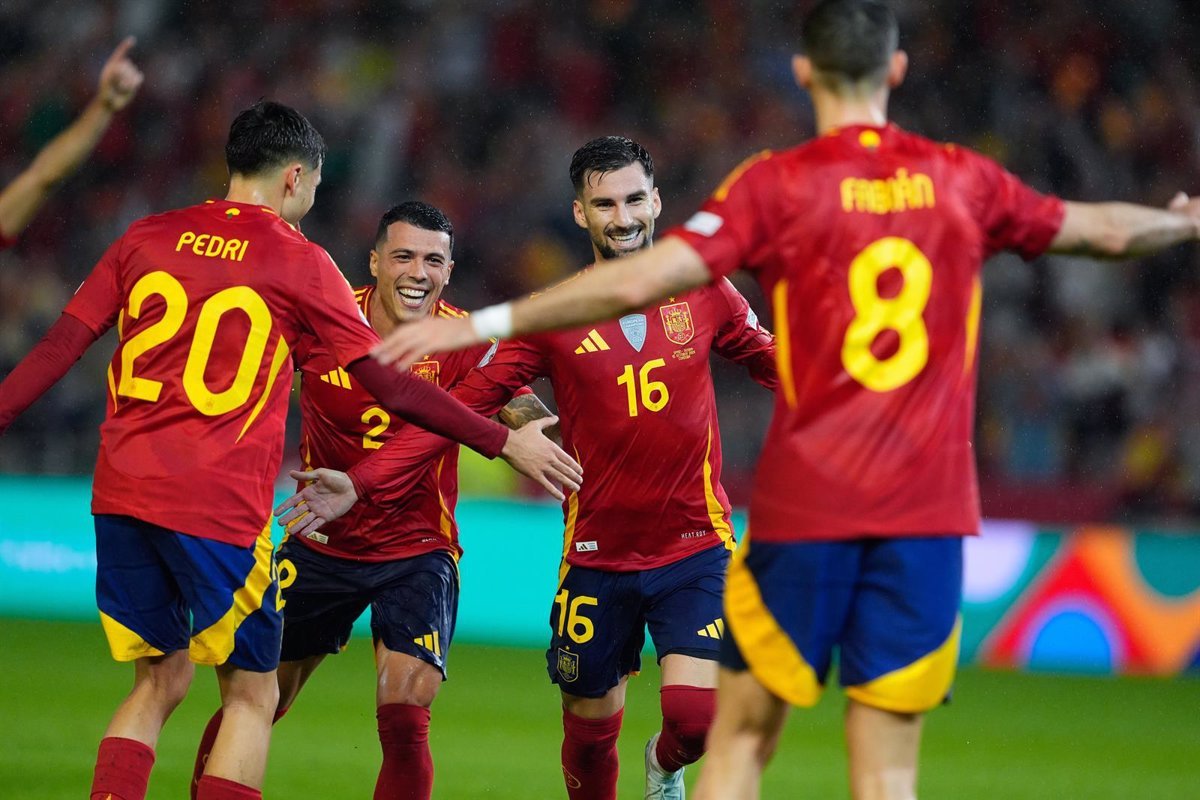 España espera a Croacia, Italia o Holanda en cuartos de final.