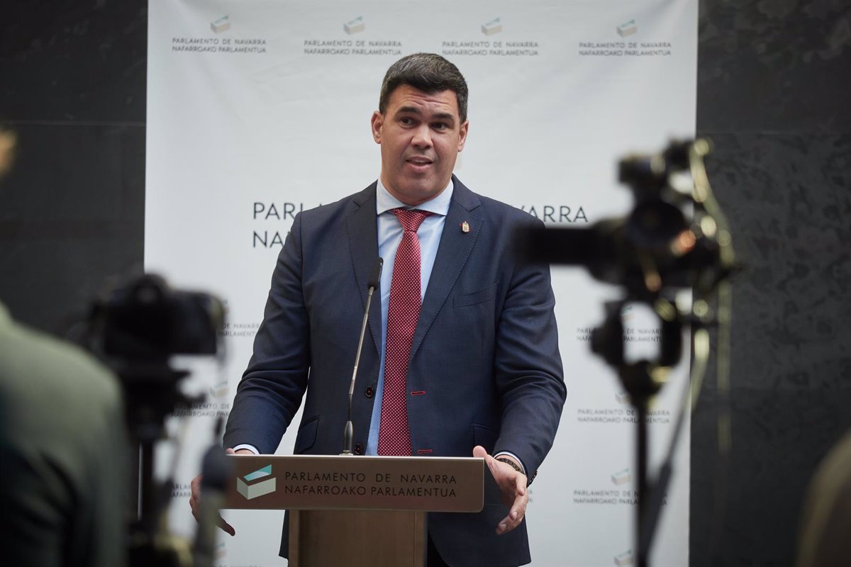 García (PPN) critica las políticas del Gobierno de Navarra