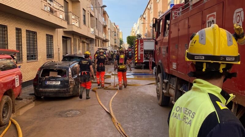 Mallorca envía refuerzo de bomberos a Valencia