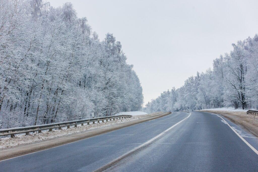 Nieve en carreteras y autopistas: ubicaciones actuales