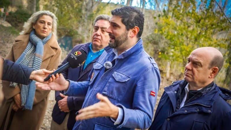 Nolasco y Llanos de VOX rechazan el derribo de Los Toranes