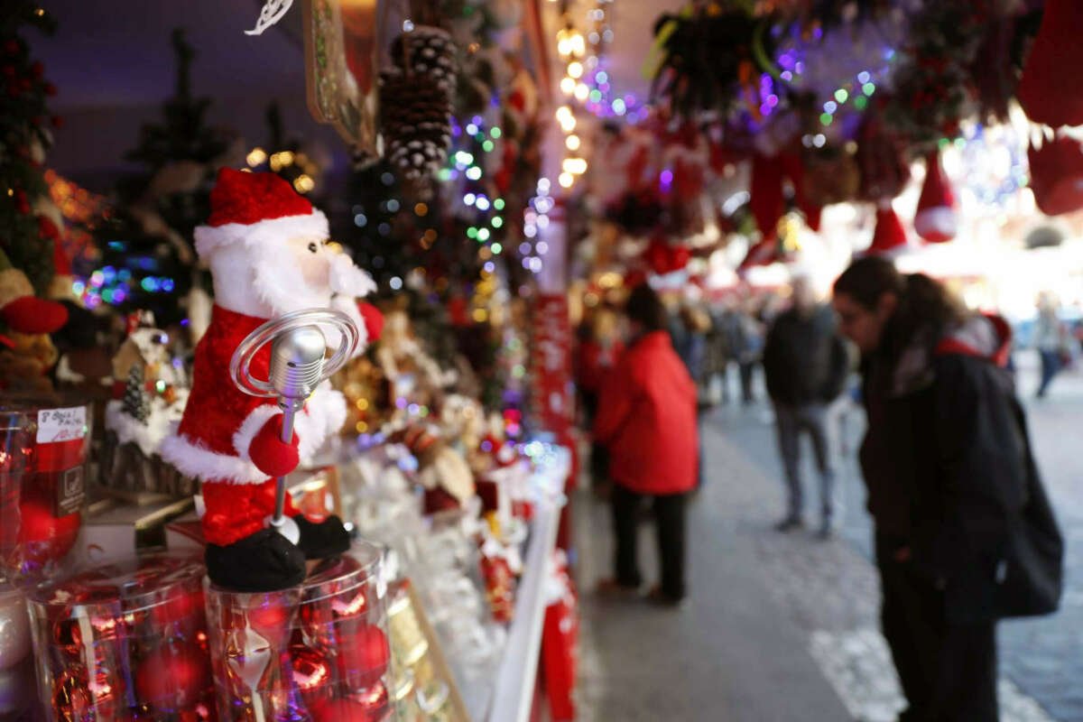 Pago Extra Navideño para los Primeros Bancos

Estos son los primeros bancos que recibirán hoy el pago extra navideño previsto para este año.