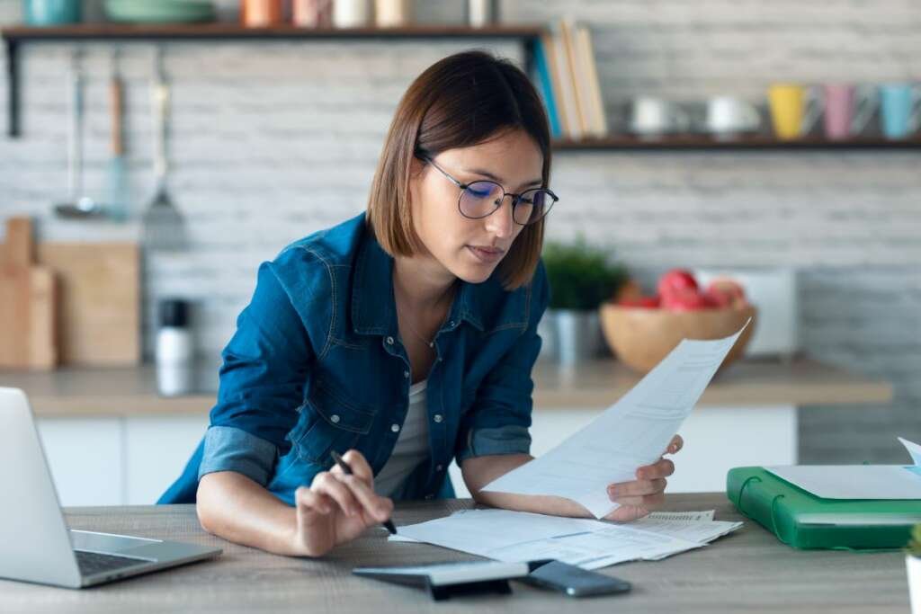 La Seguridad Social amenaza con sanciones si no se atiende la petición de información. Foto de : Envato