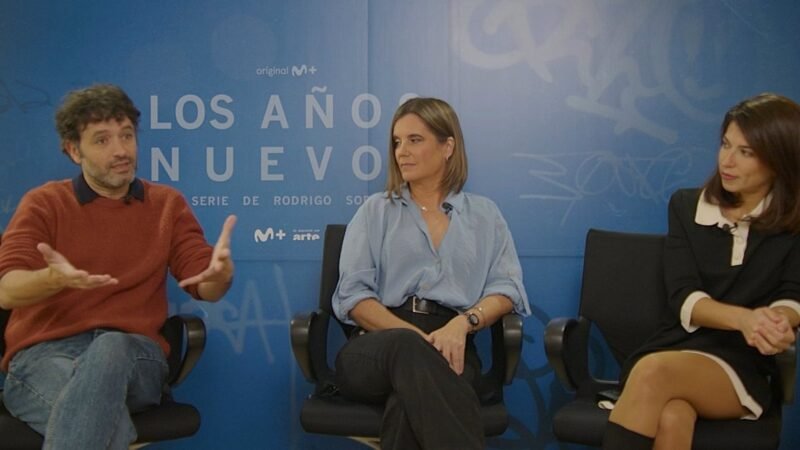 Título original: «Lecciones de amor»

1. Descubrimos cómo comunicarnos mejor y a ver el amor de forma más realista
2. Nos capacitamos en expresarnos con mayor claridad y en desmitificar el concepto del amor
3. Aprendimos a dialogar con mayor fluidez y a despojar al amor de idealizaciones