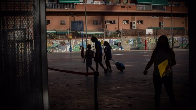 Rendimiento en matemáticas de estudiantes catalanes por debajo de la media de la OCDE y estatal