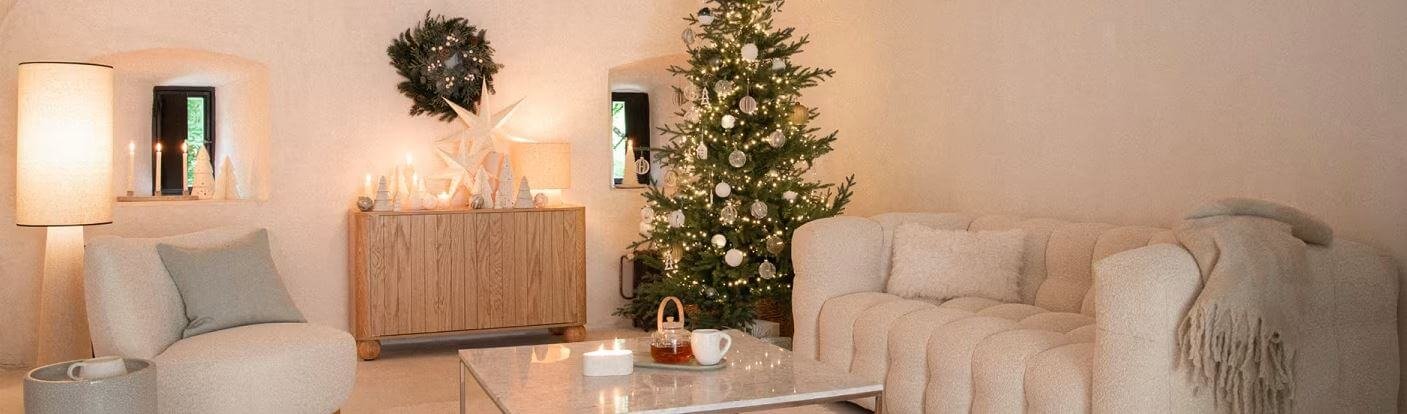 Árbol de Navidad minimalista de Maisons Du Monde