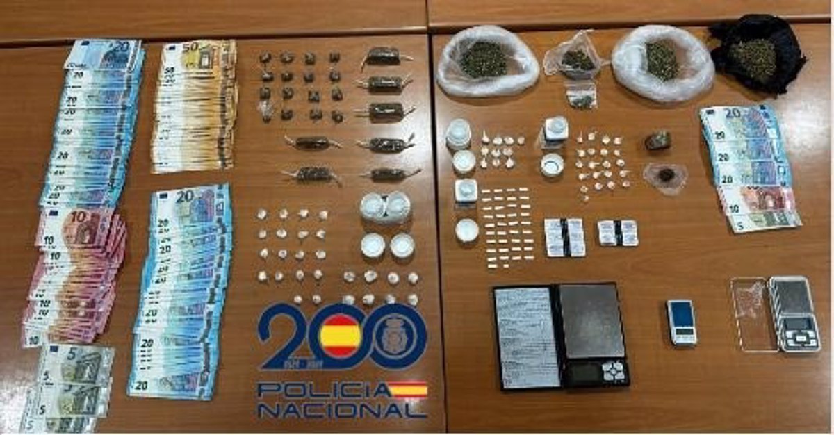 Tres detenidos por regentar expendios de droga en Melilla