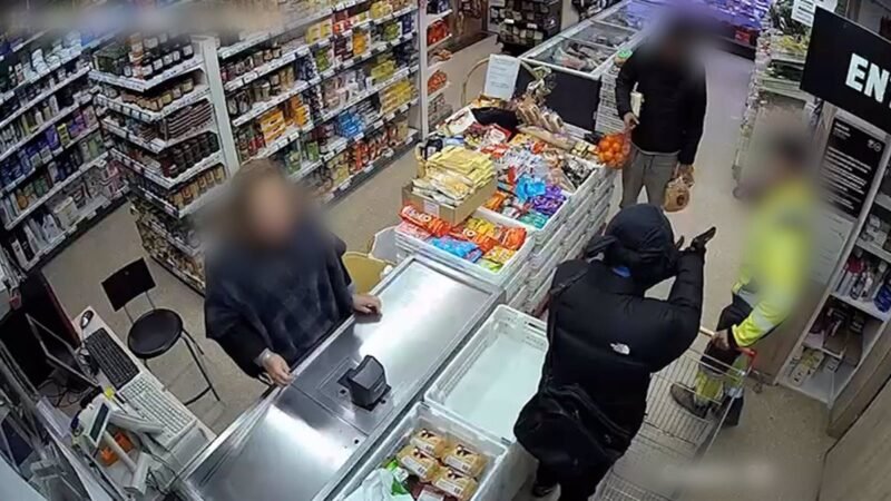 Atracadores de tienda de alimentación en Fonz (Huesca) son encarcelados