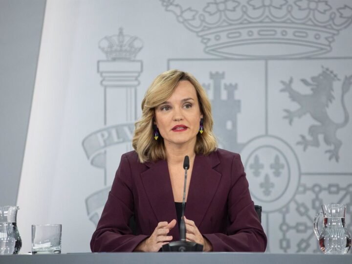 Cruzaremos el puente en el río al llegar allí.