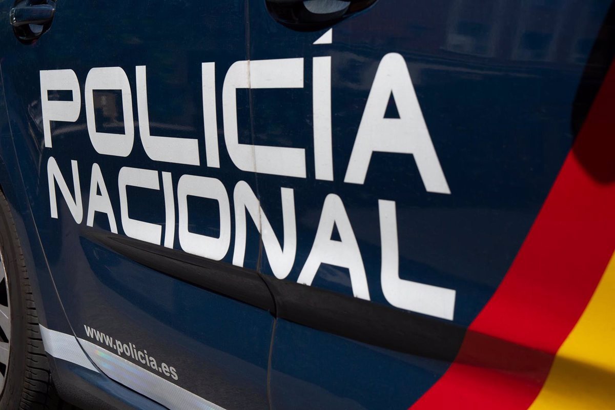 Desmantelan punto de venta de droga en centro de Albacete; arrestan a hombre de 27 años