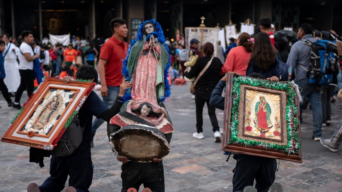 Día de la Virgen de Guadalupe: católicos celebran con fotos