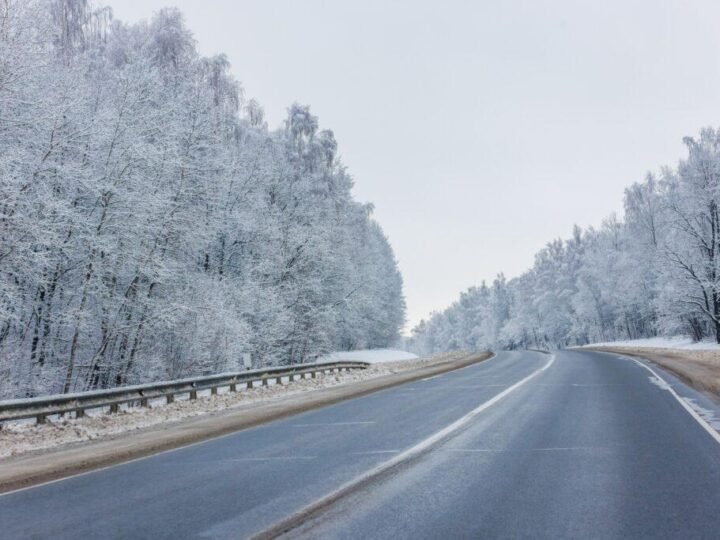 Dónde encontrar la previsión de nieve para carreteras y autopistas hoy