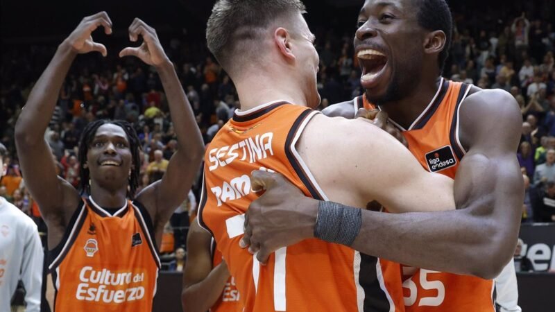 El Barça reacciona ante la eliminación del Real Madrid por el Valencia Basket