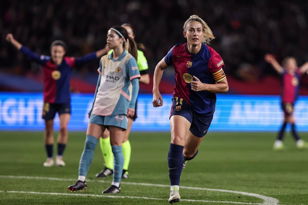 El Barcelona Femenino vence al Manchester City y lidera