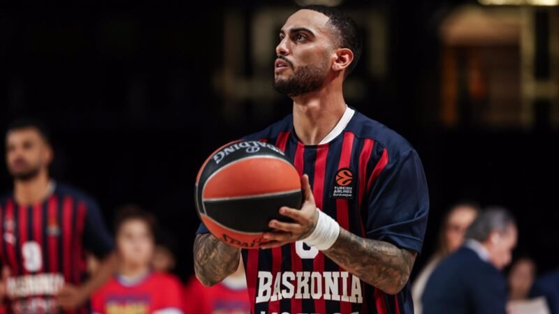 El Baskonia recupera liderato de Euroliga tras derrotar a Paris Basketball