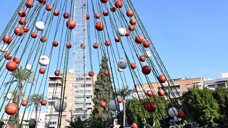 El gran árbol regresa a Murcia en Navidad con «Lucidum» y 250 actividades gratuitas