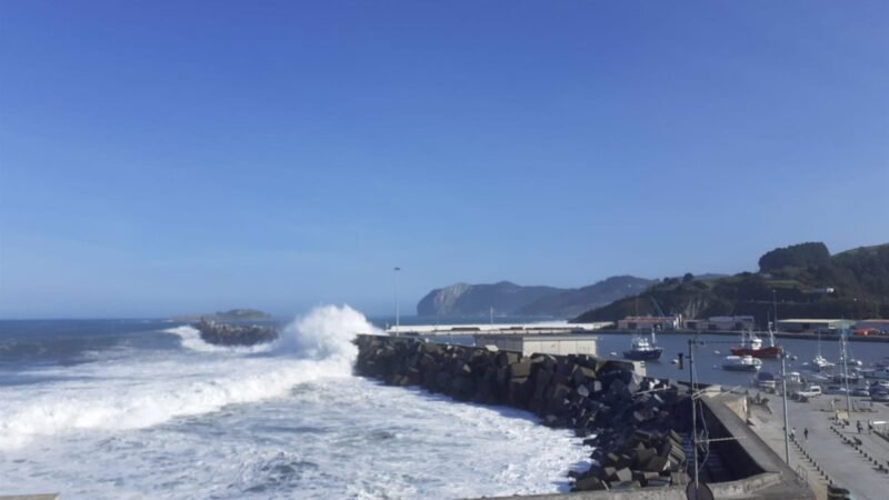 Finaliza aviso amarillo por ola de 3 metros en litoral vasco