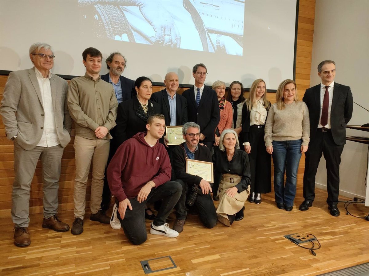 Ganadores del X Premio José Lumbreras: Roberto González Lastra y Justo Rodríguez