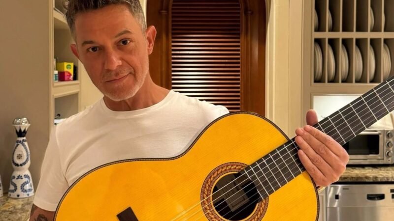 Guitarras donadas por Alejandro Sanz y Estopa para afectados por la DANA reciben 7.500 ofertas en 24 horas