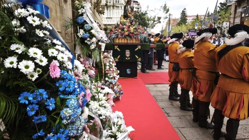 Homenaje a Nuestra Señora de la Esperanza en Logroño con ofrenda floral