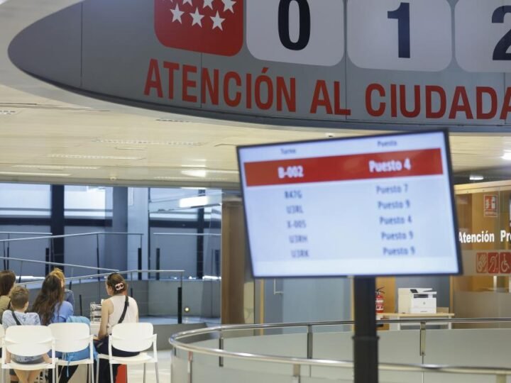 La Comunidad de Madrid aumenta en un 7% las consultas del 012 este año, superando los 2,5 millones.