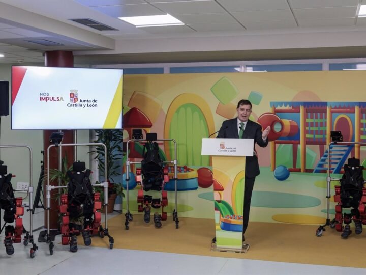 Nuevo exoesqueleto pediátrico en Hospital de León para tratar a 20 niños