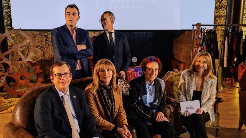 Premios Luis Noé Fernández entregados en la ciudad de Oviedo