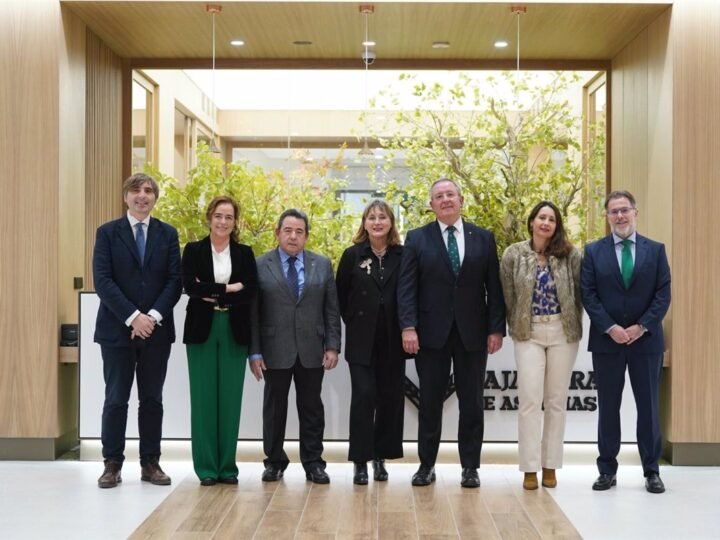 Presentación de la nueva sede de Caja Rural de Asturias en Oviedo