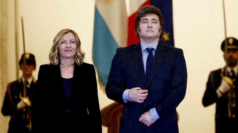 Presidente argentino Javier Milei adquiere ciudadanía italiana en Roma