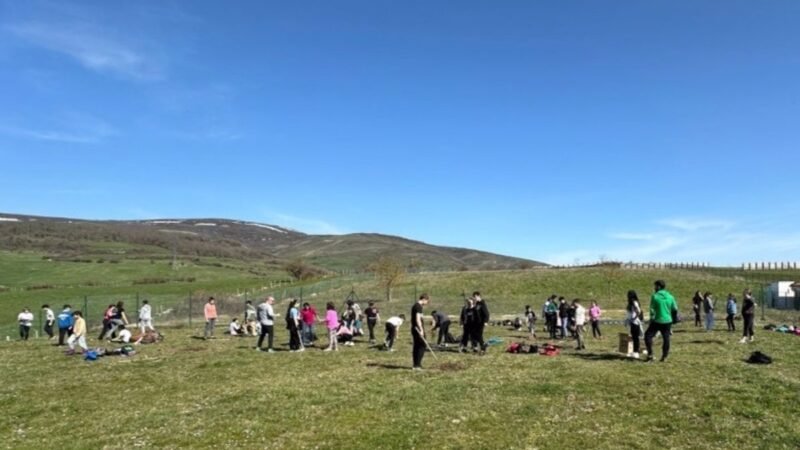 Reconocen recuperación del lago Lipitorilor en Congreso Nacional de Medio Ambiente