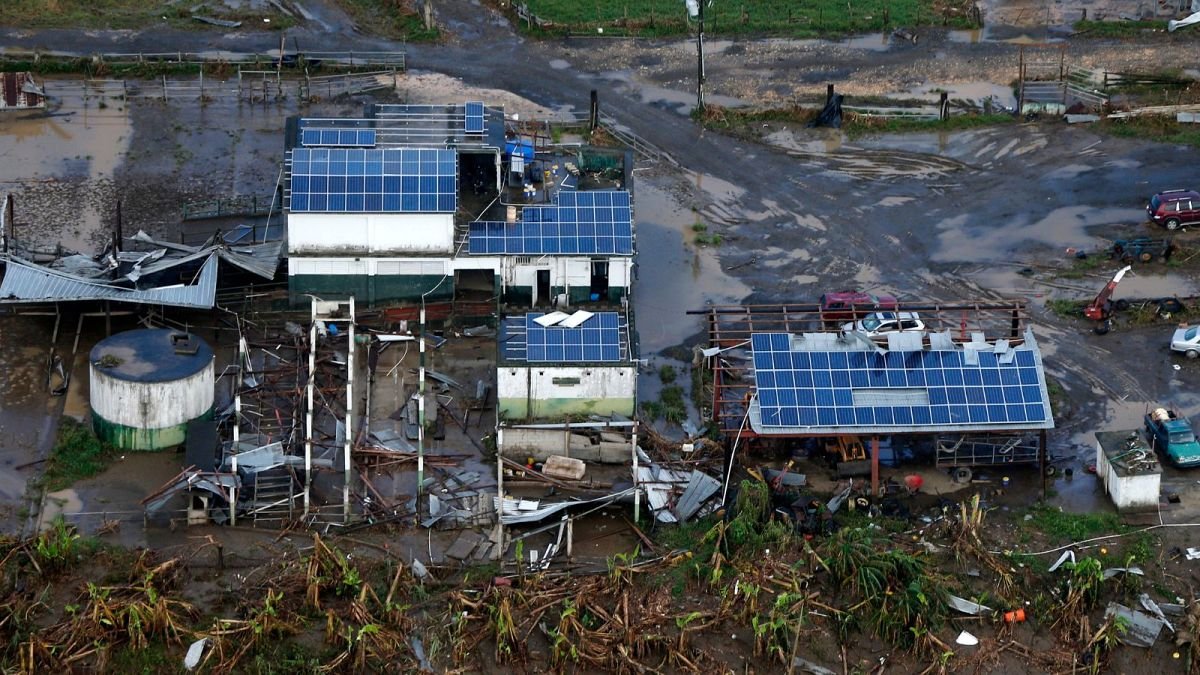 ¿Los parques solares son resistentes a las tormentas? Los expertos desmienten los mitos sobre los daños por viento a paneles solares