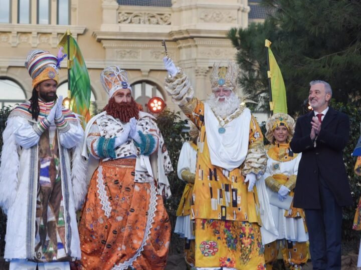 Collboni recibe a los Reyes Magos en Barcelona con un pedido especial.