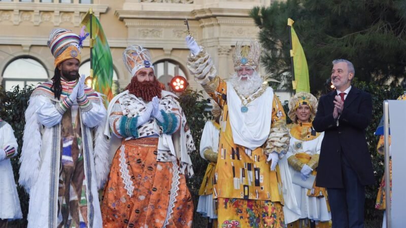 Collboni recibe a los Reyes Magos en Barcelona con un pedido especial.