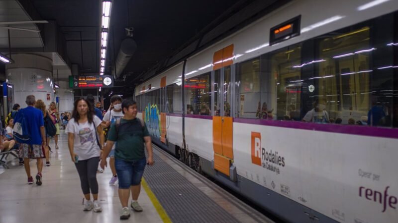 Rodalies reanuda servicio entre Barcelona-Sants y Gavà tras obras