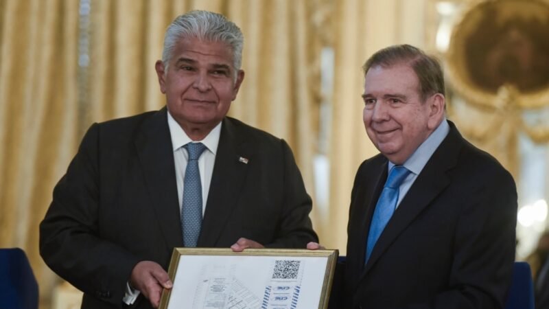 González está en Panamá. Petro no asistirá a la toma de posesión presidencial. Y más. – González en Panamá; Petro no va a toma de posesión presidencial. Y más.