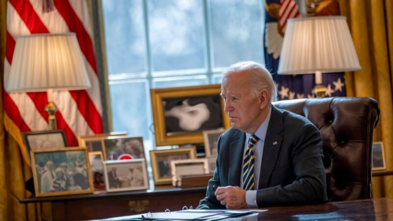 El presidente Joe Biden celebra la creación de 16 millones de empleos en su mandato, beneficio para el país