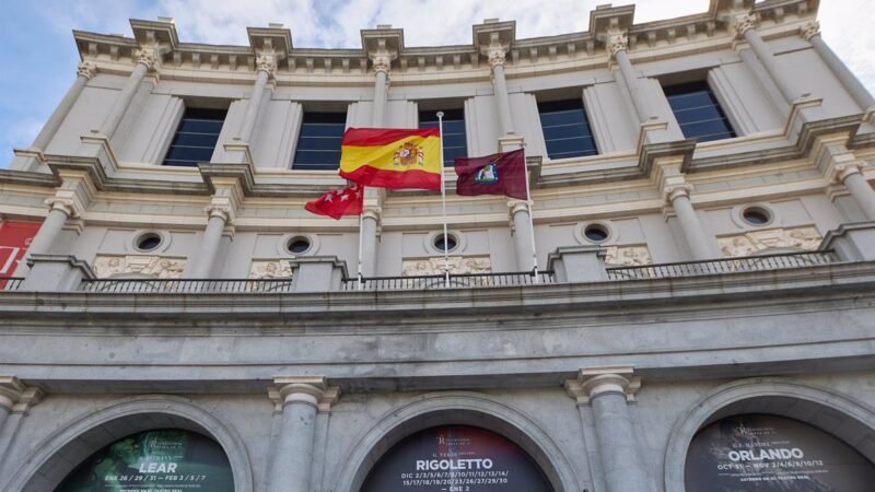 La Reina Sofía preside concierto «Stradivarius por la dana» en Teatro Real