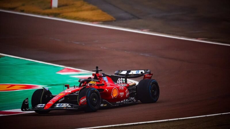 Accidente de Lewis Hamilton en prueba privada con Ferrari en Montmeló sin consecuencias físicas