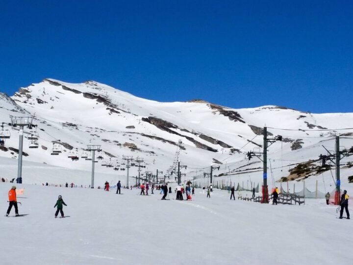 Alto Campoo reabre con seis pistas de esquí y buena visibilidad en toda la estación – ¡A disfrutar del invierno!