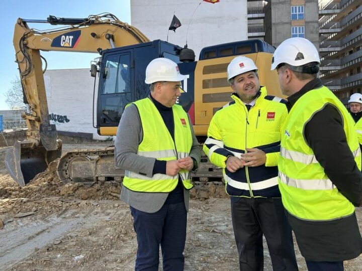 Avance en construcción de 249 viviendas para familias vulnerables en Móstoles, Madrid.