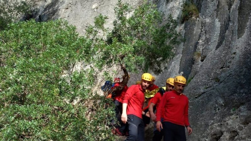 Bomberos de Mallorca rescatan en la Serra de Tramuntana