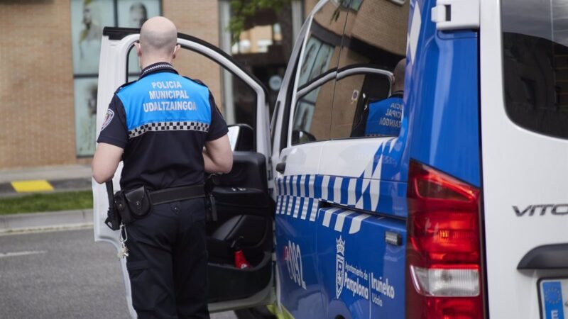 Cinco jóvenes detenidos por robo con violencia en Pamplona, cuatro de ellos menores.