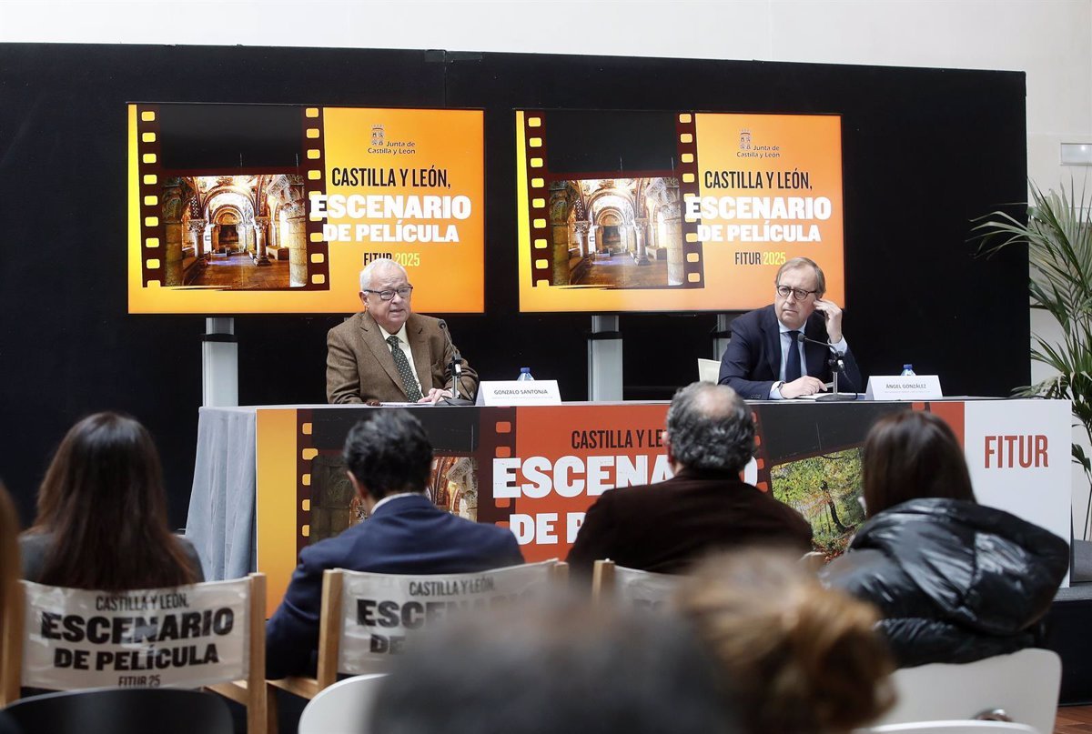 CyL se destaca en Fitur con un «set de cine» en un «ágora» de 900 m2