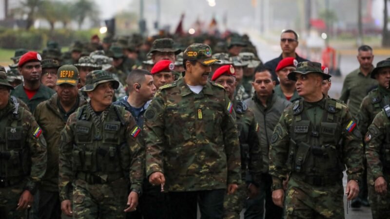 Ejercicios militares en Venezuela por «amenazas» internas y externas.